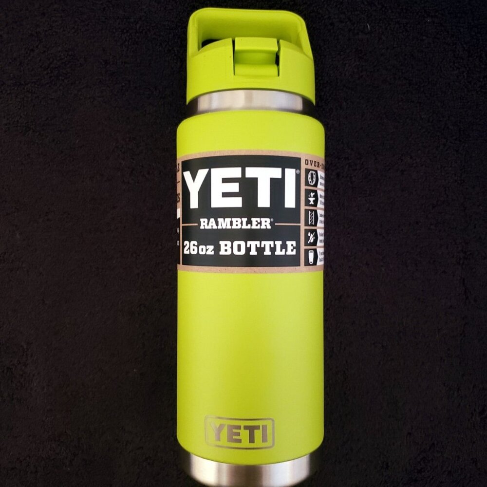 New YETI Chartreuse 26 oz Rambler Bottle With Straw Cap